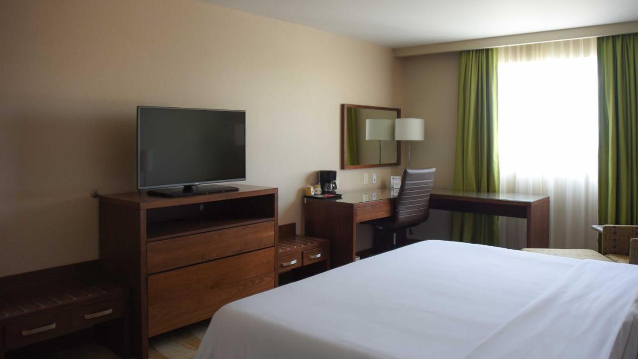 Holiday Inn Express And Suites Celaya By Ihg מראה חיצוני תמונה