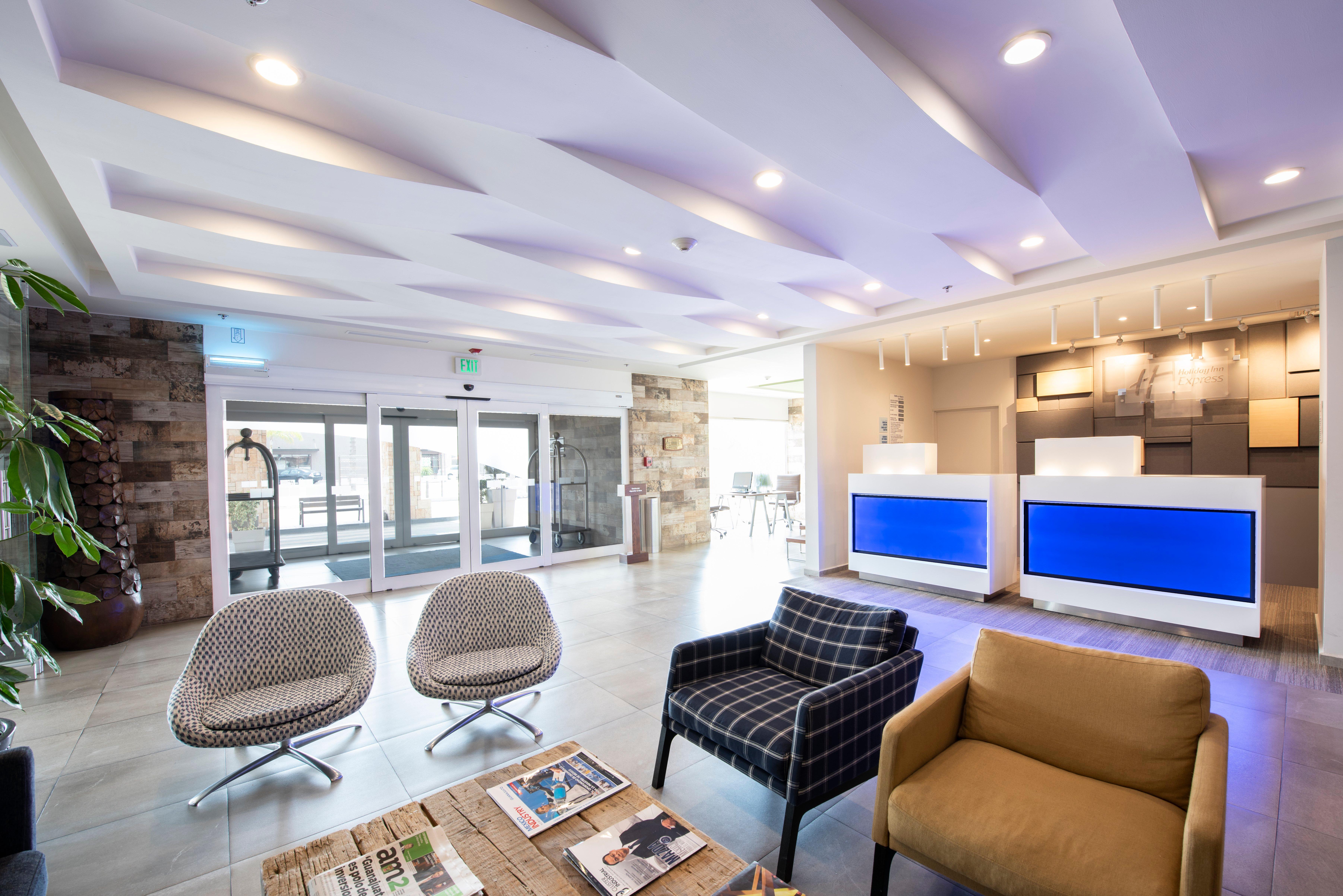 Holiday Inn Express And Suites Celaya By Ihg מראה חיצוני תמונה