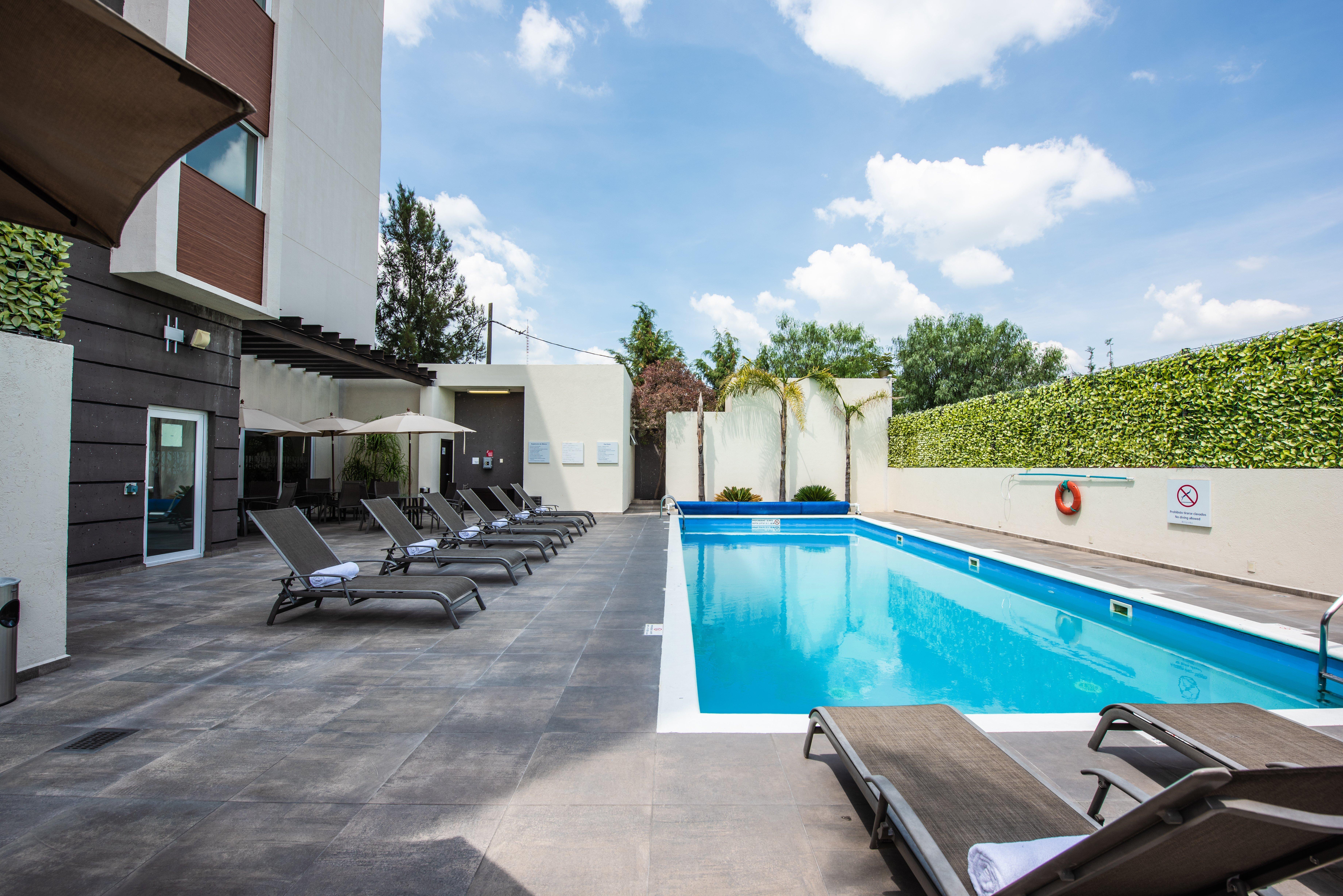 Holiday Inn Express And Suites Celaya By Ihg מראה חיצוני תמונה